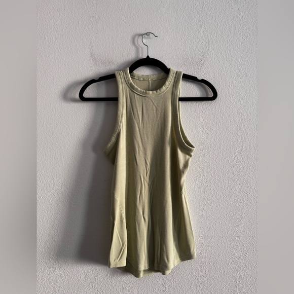 Lululemon Hold Tight Tank Dewy - Picture 2 of 6
